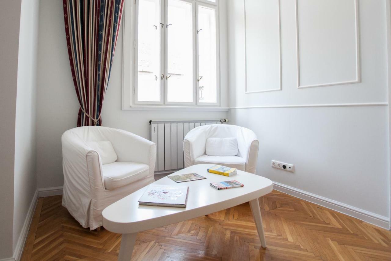 Chic & Charm Apartment Budapest Exterior foto